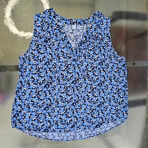 Old Navy Soft Blue Floral Rayon Top Size XL